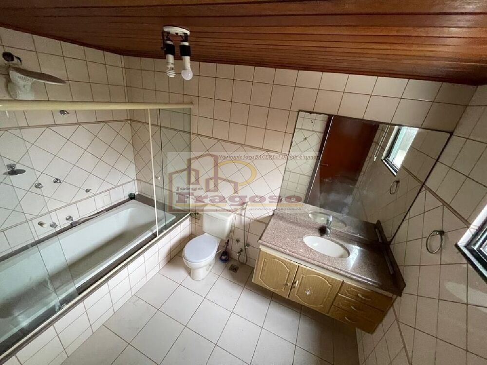 Casa à venda com 4 quartos, 776m² - Foto 3