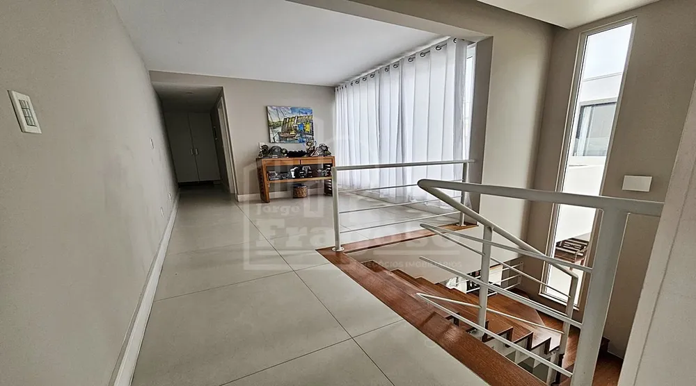 Casa, 4 quartos, 268 m² - Foto 2