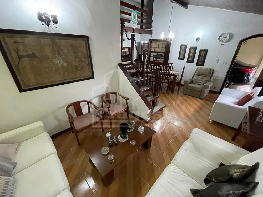 Casa, 4 quartos, 197 m² - Foto 4