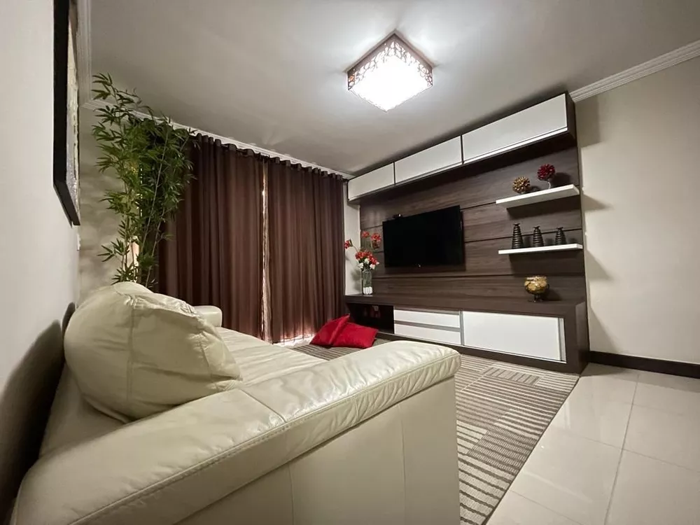 Casa à venda com 3 quartos, 90m² - Foto 3