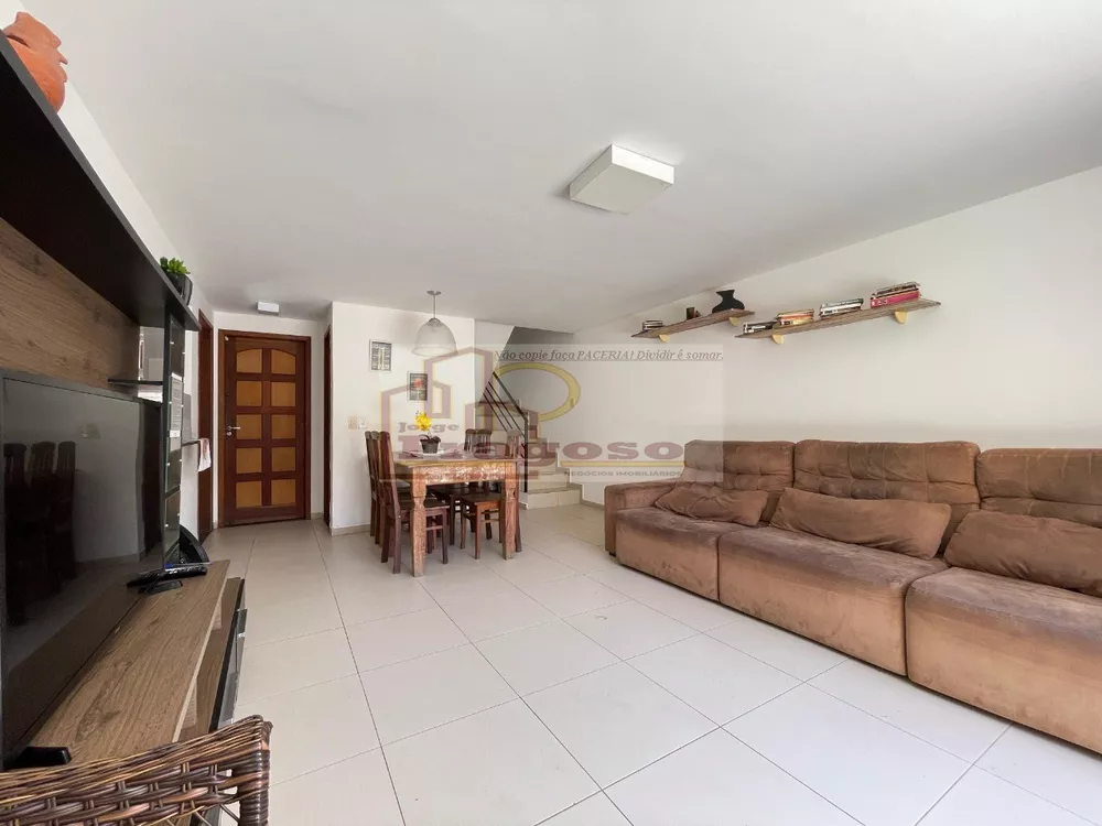 Casa, 3 quartos, 71 m² - Foto 2