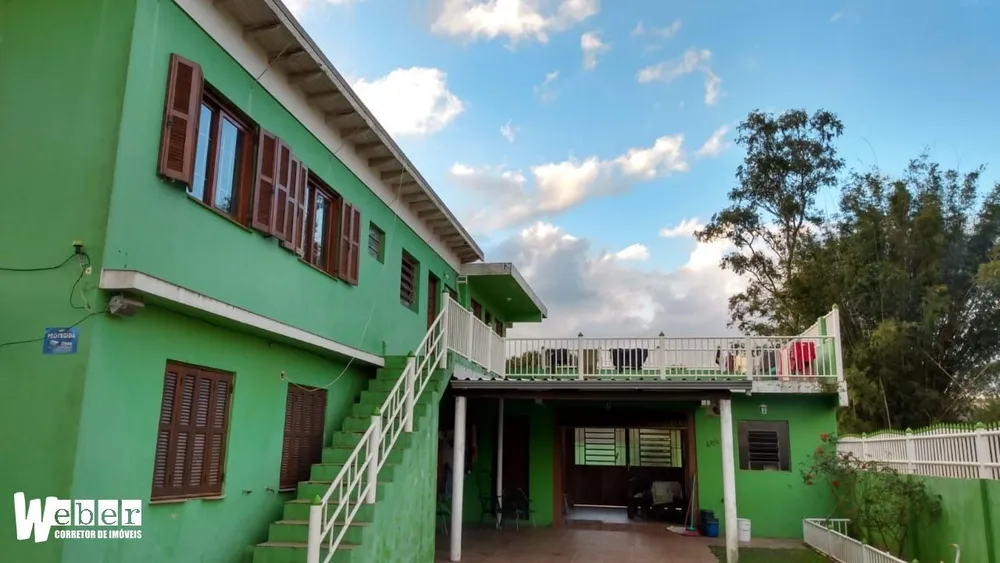 Casa, 5 quartos, 140 m² - Foto 1
