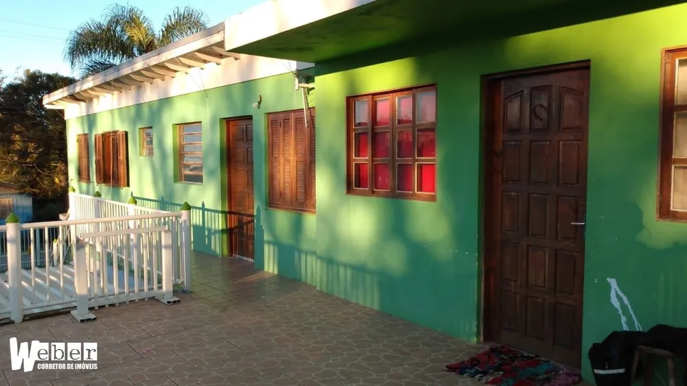 Casa, 5 quartos, 140 m² - Foto 2