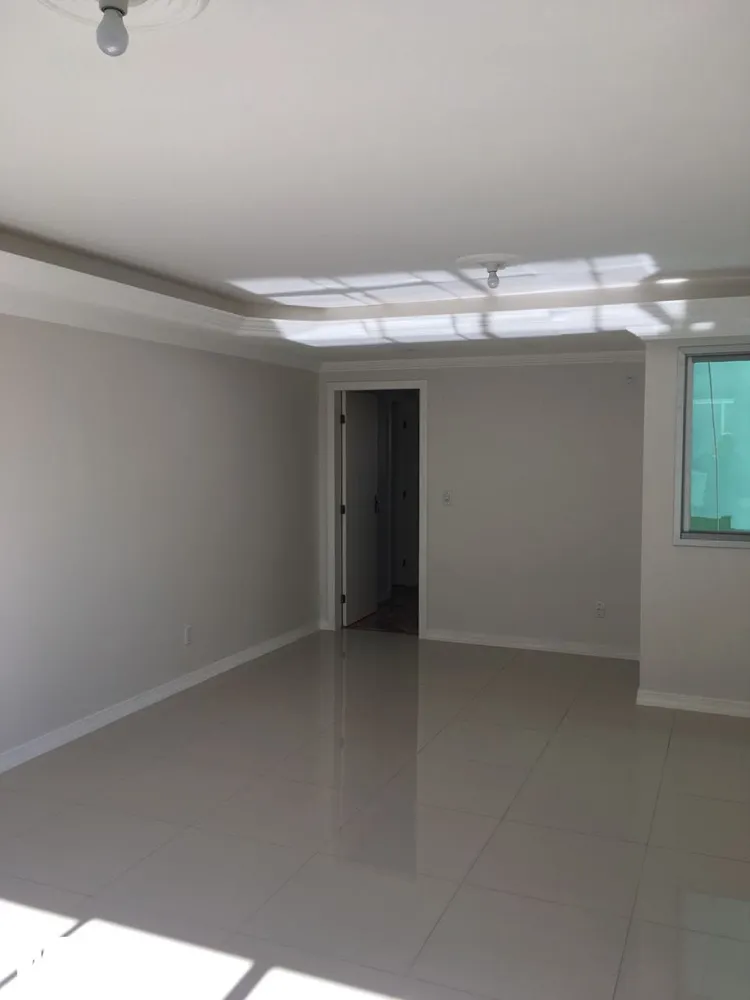 Apartamento, 3 quartos, 121 m² - Foto 2