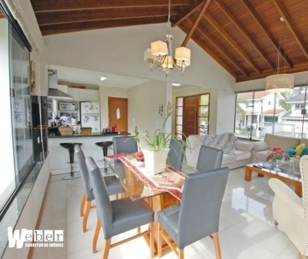 Casa, 4 quartos, 240 m² - Foto 3