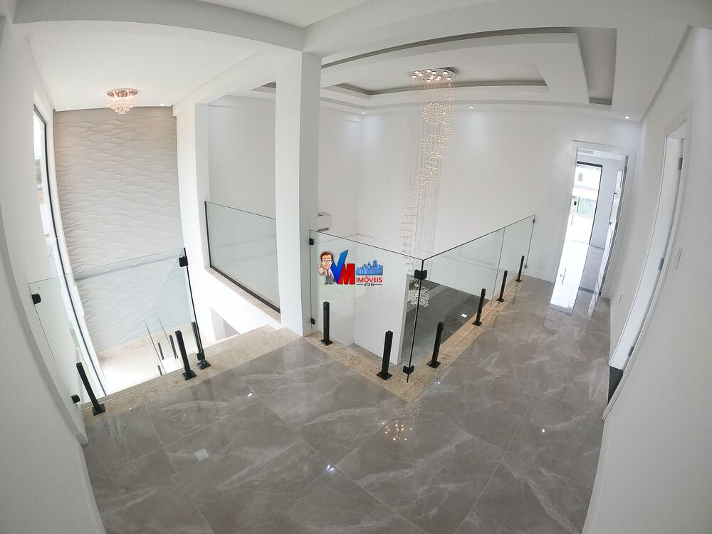 Casa à venda com 4 quartos, 287m² - Foto 1