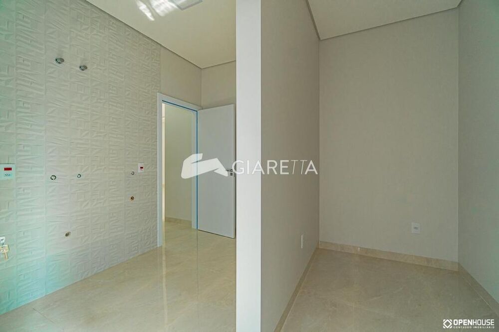 Sobrado para alugar com 3 quartos, 200m² - Foto 2