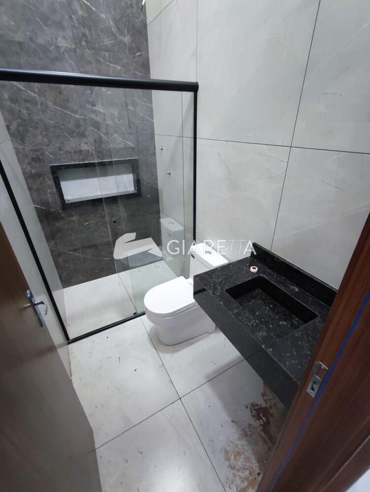 Casa à venda com 1 quarto, 58m² - Foto 1