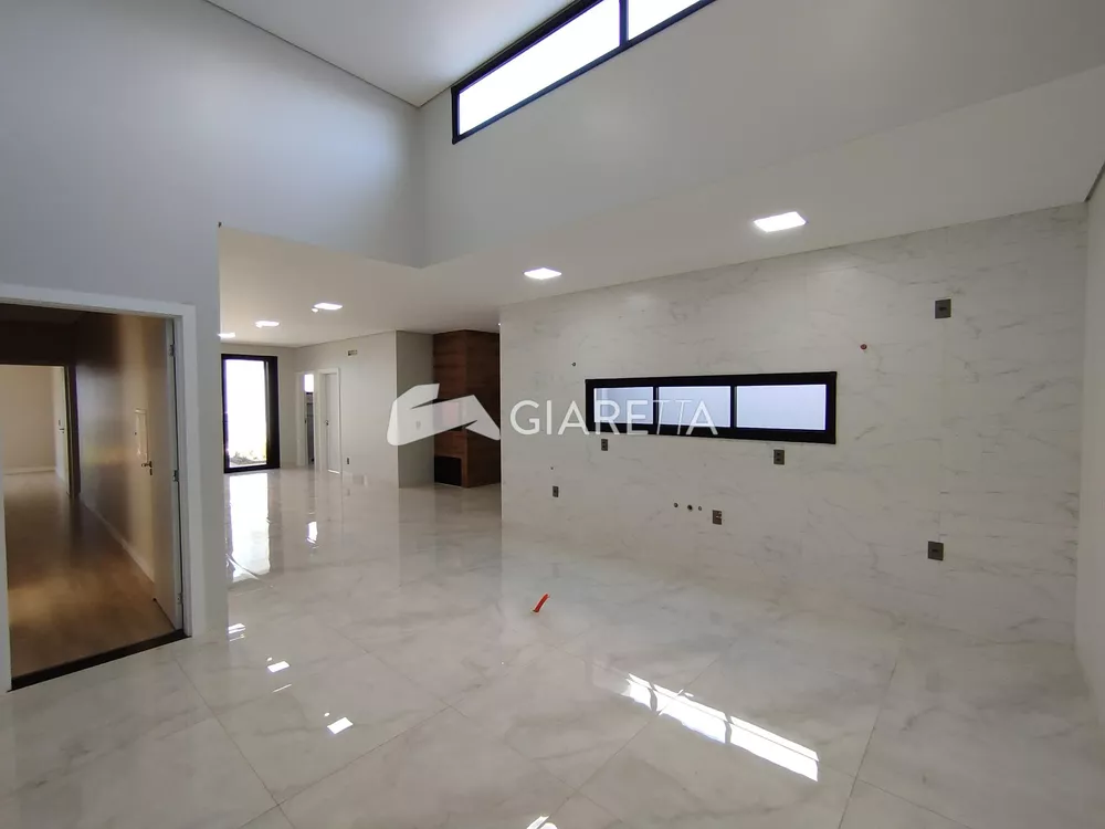 Casa à venda com 3 quartos, 198m² - Foto 4