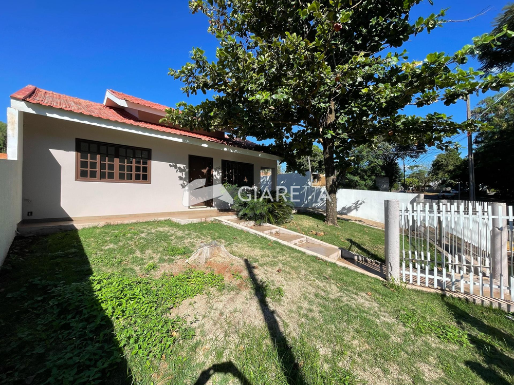 Casa à venda com 3 quartos, 70m² - Foto 1
