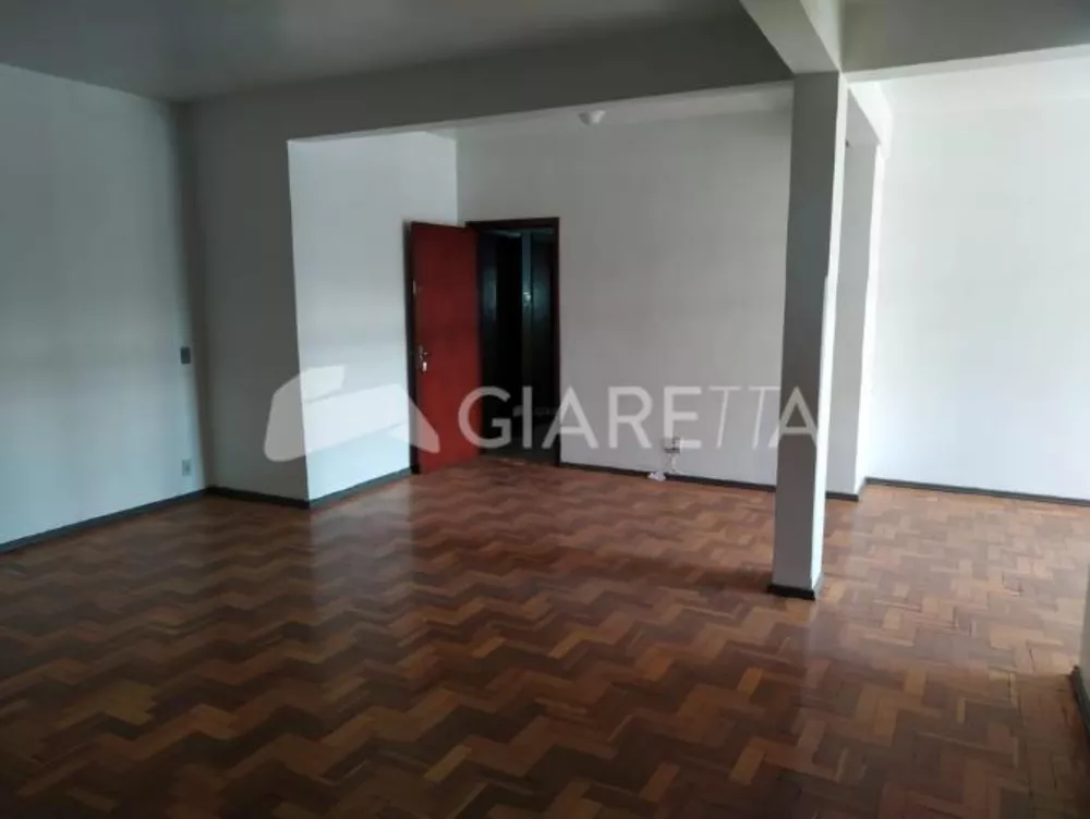 Apartamento para alugar com 3 quartos, 138m² - Foto 1