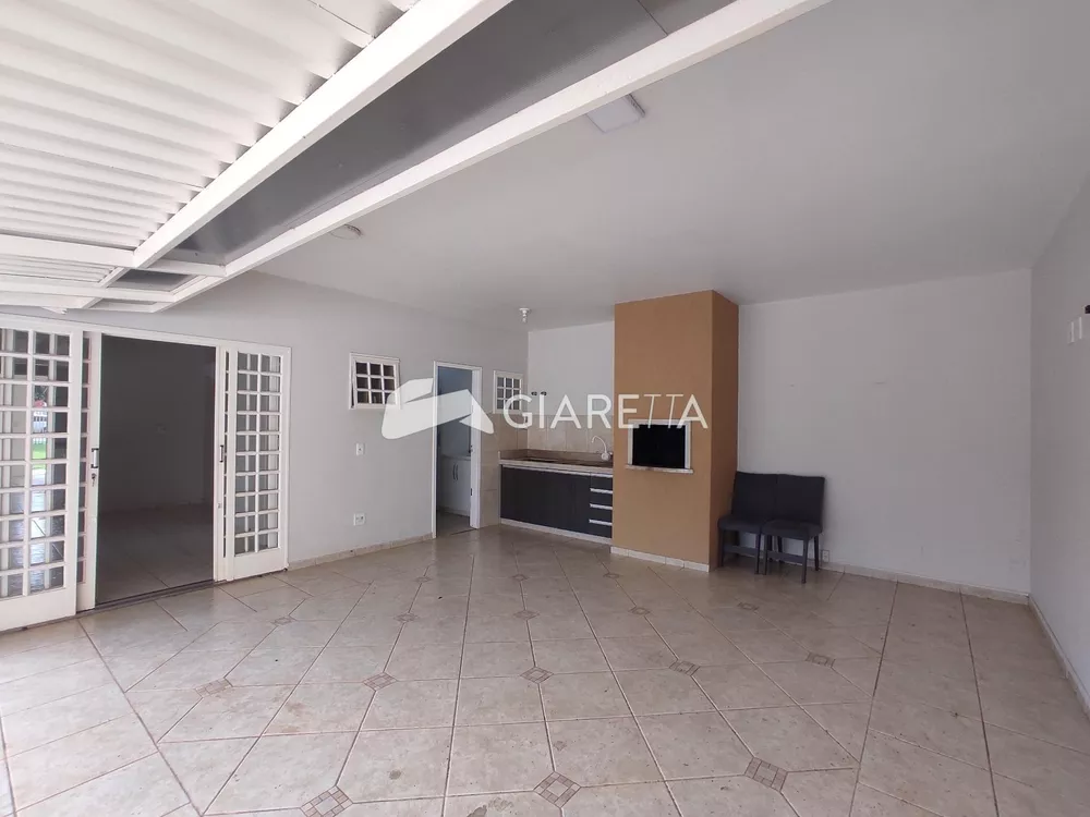 Casa para alugar com 3 quartos, 138m² - Foto 3