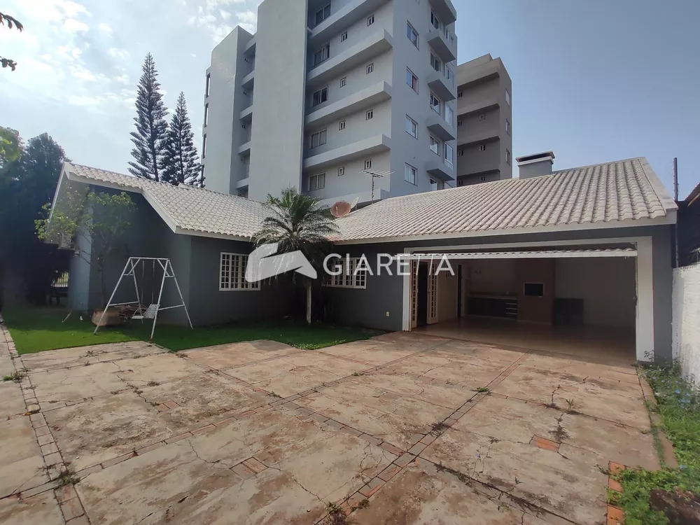 Casa para alugar com 3 quartos, 138m² - Foto 2