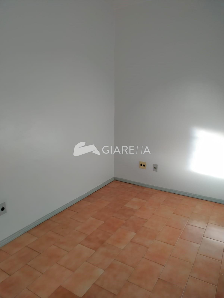 Apartamento para alugar com 3 quartos, 75m² - Foto 6