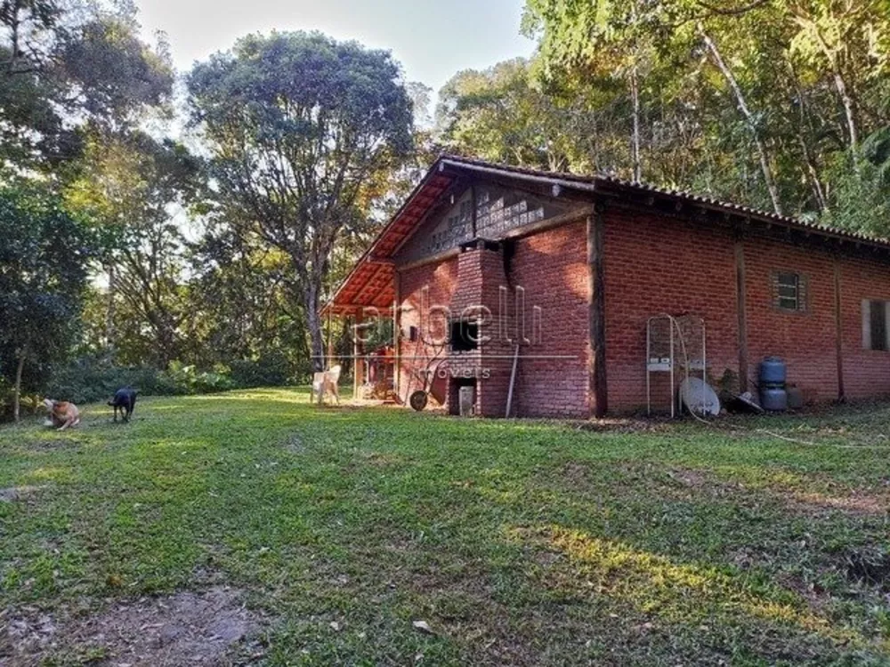 Sítio à venda com 2 quartos, 100m² - Foto 9