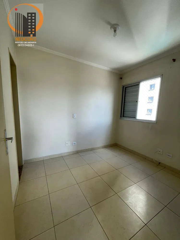 Apartamento, 3 quartos, 70 m² - Foto 2