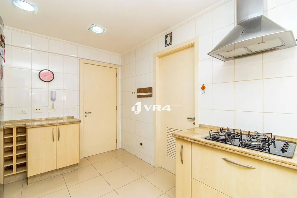 Apartamento, 3 quartos, 134 m² - Foto 2