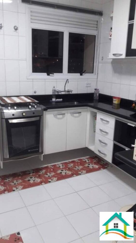 Apartamento à venda com 3 quartos, 77m² - Foto 1