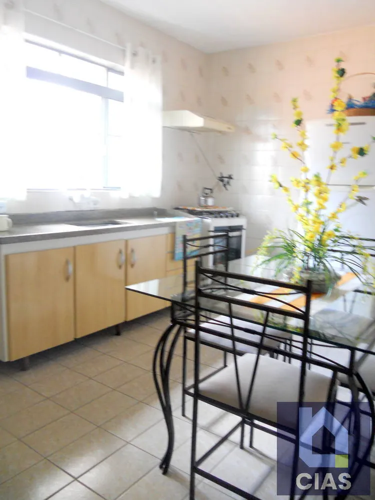 Casa, 2 quartos, 253 m² - Foto 2