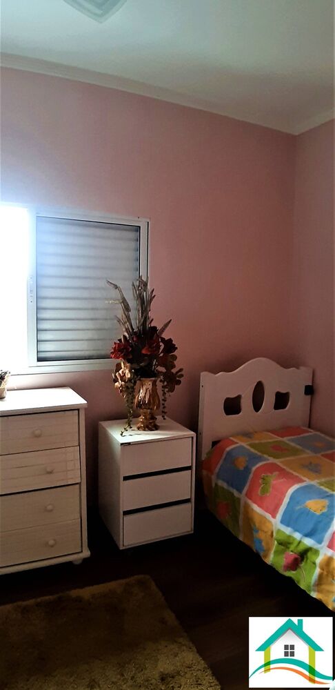Casa à venda com 2 quartos, 138m² - Foto 3