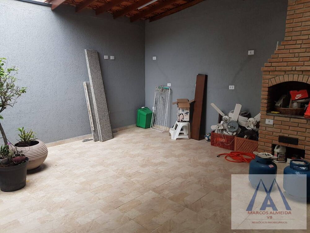 Casa à venda com 3 quartos, 150m² - Foto 4