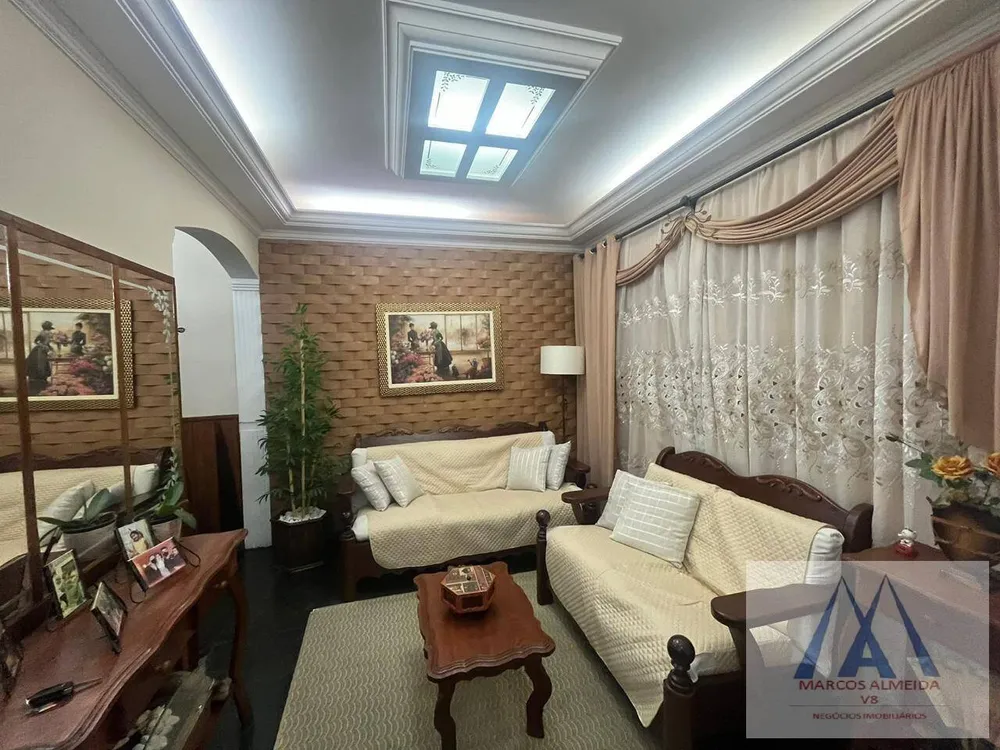 Casa, 3 quartos, 215 m² - Foto 2