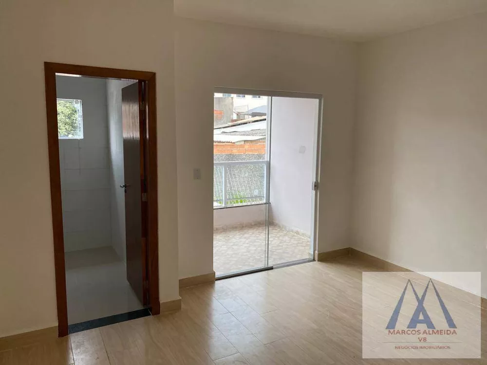 Sobrado à venda com 3 quartos, 240m² - Foto 2