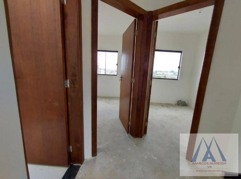 Casa à venda com 3 quartos, 100m² - Foto 3