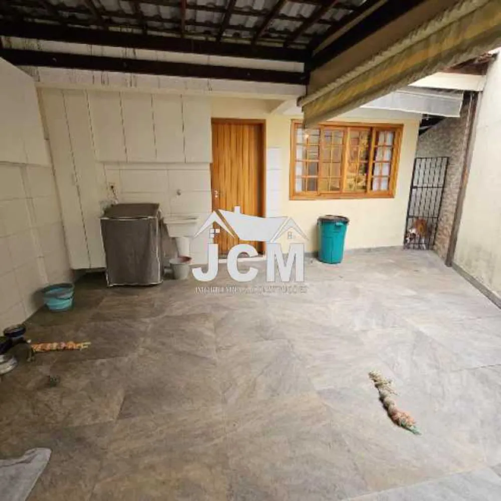 Casa, 3 quartos, 195 m² - Foto 2
