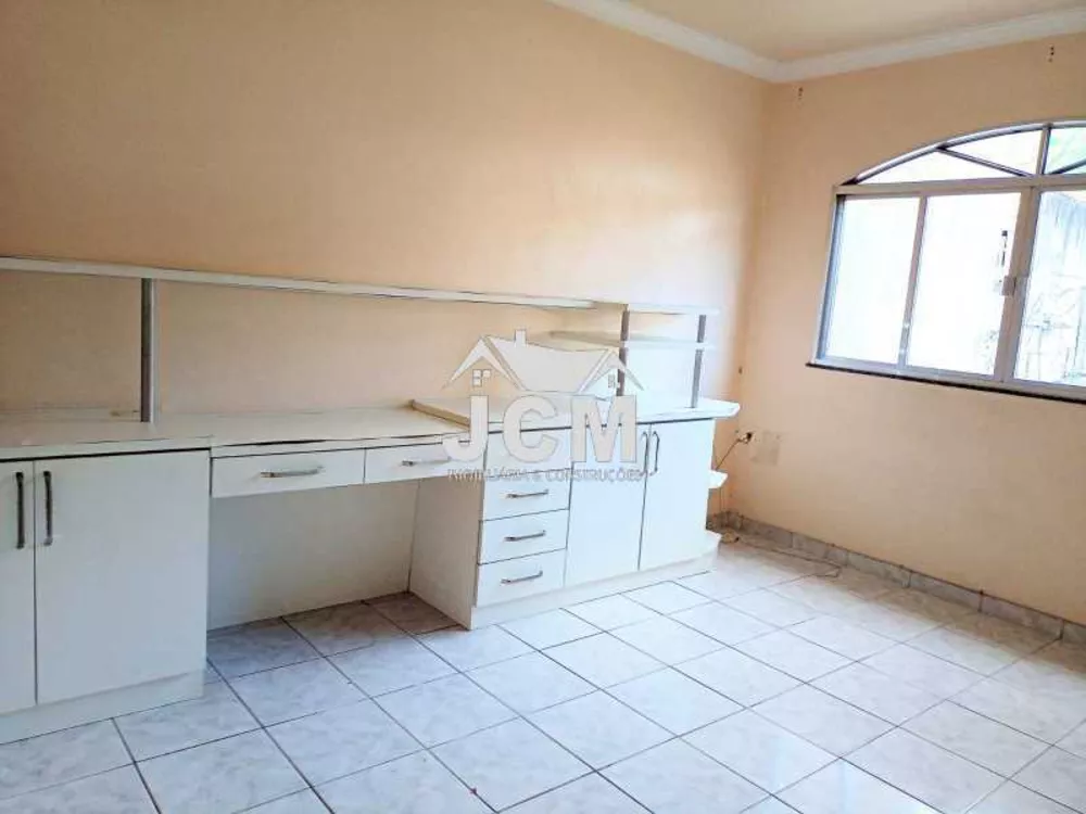 Casa, 3 quartos, 212 m² - Foto 15