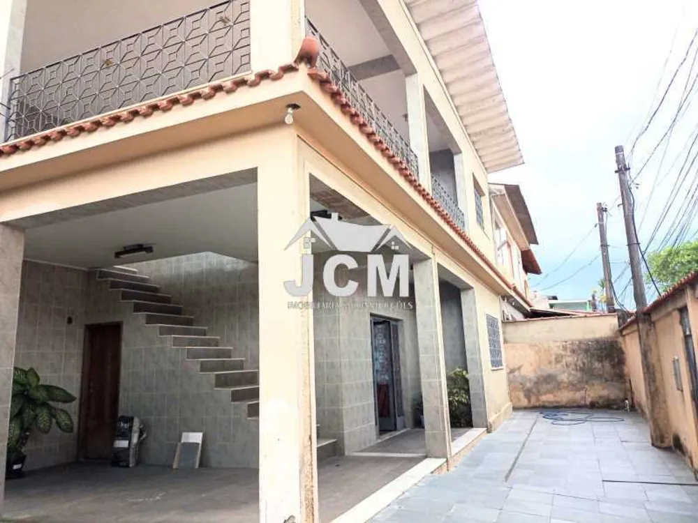 Casa, 4 quartos, 230 m² - Foto 2