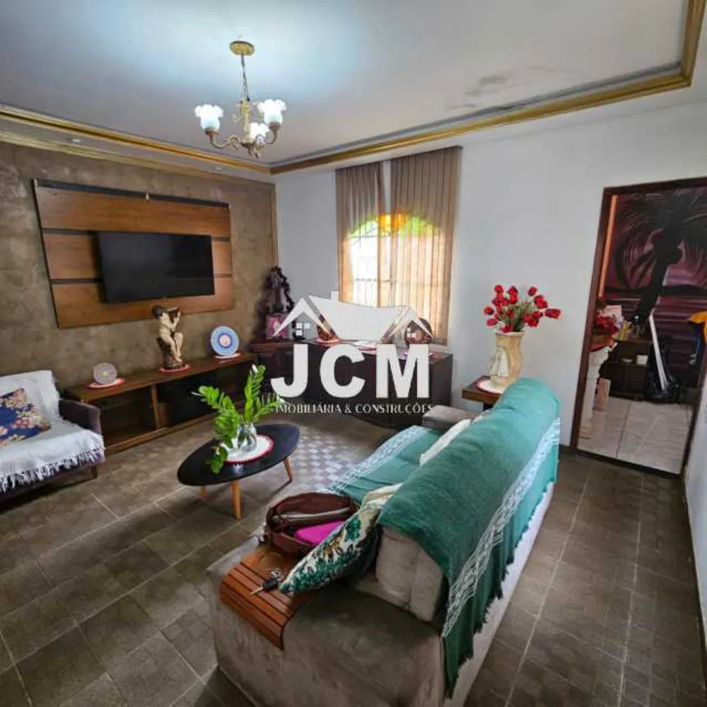 Casa, 3 quartos, 178 m² - Foto 1