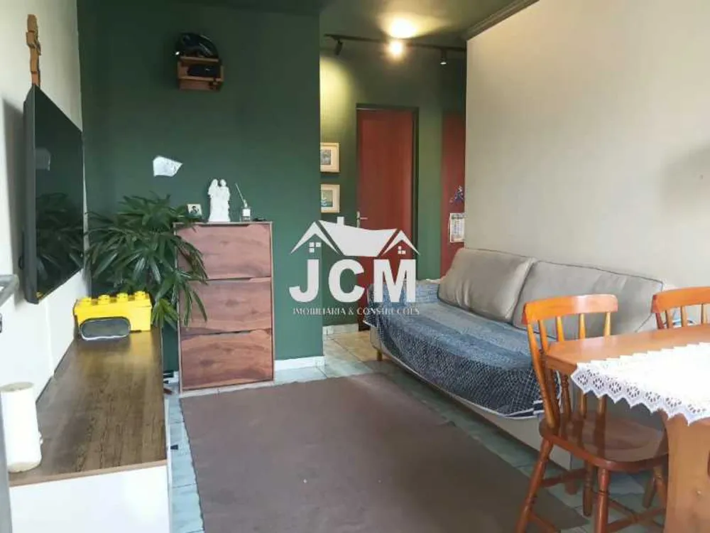 Apartamento, 2 quartos, 2016 m² - Foto 2