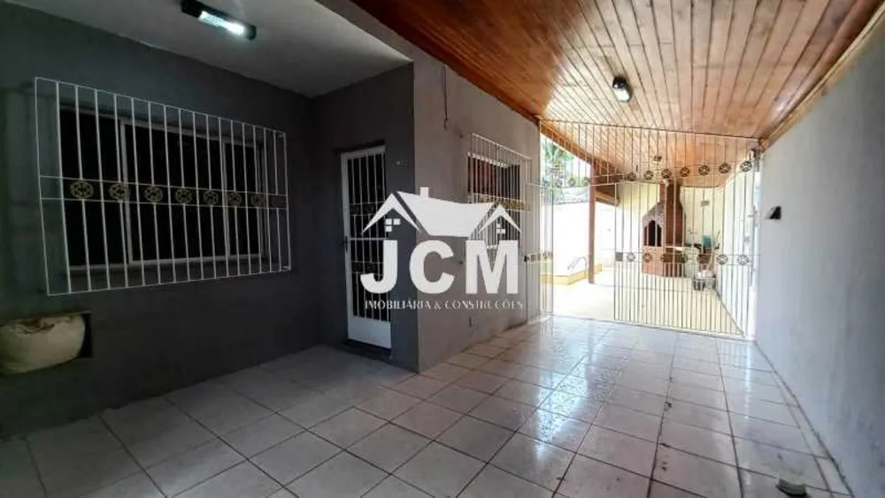 Casa, 5 quartos, 291 m² - Foto 2
