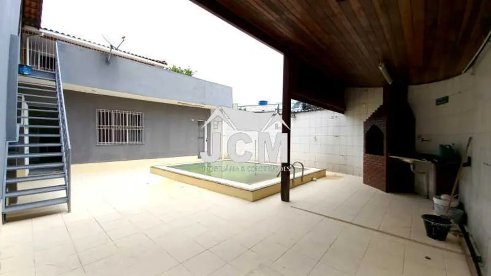 Casa, 5 quartos, 291 m² - Foto 1