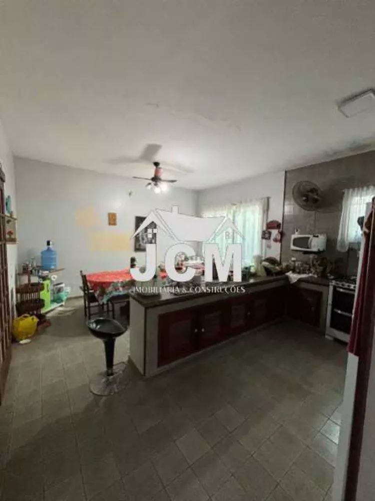 Casa, 5 quartos, 254 m² - Foto 2