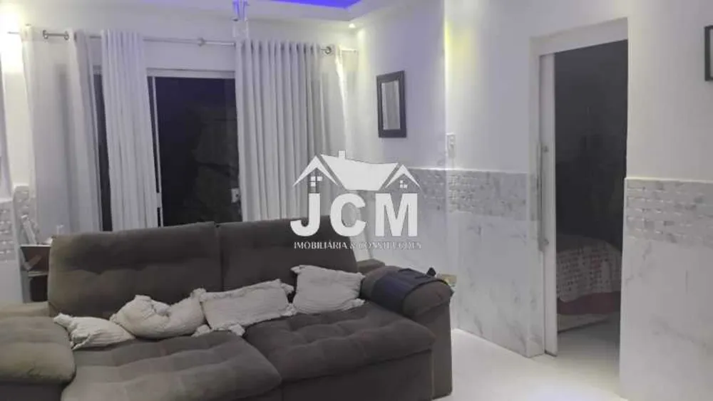 Casa, 2 quartos, 200 m² - Foto 1