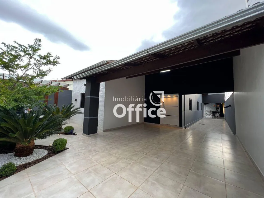 Casa, 3 quartos, 220 m² - Foto 1
