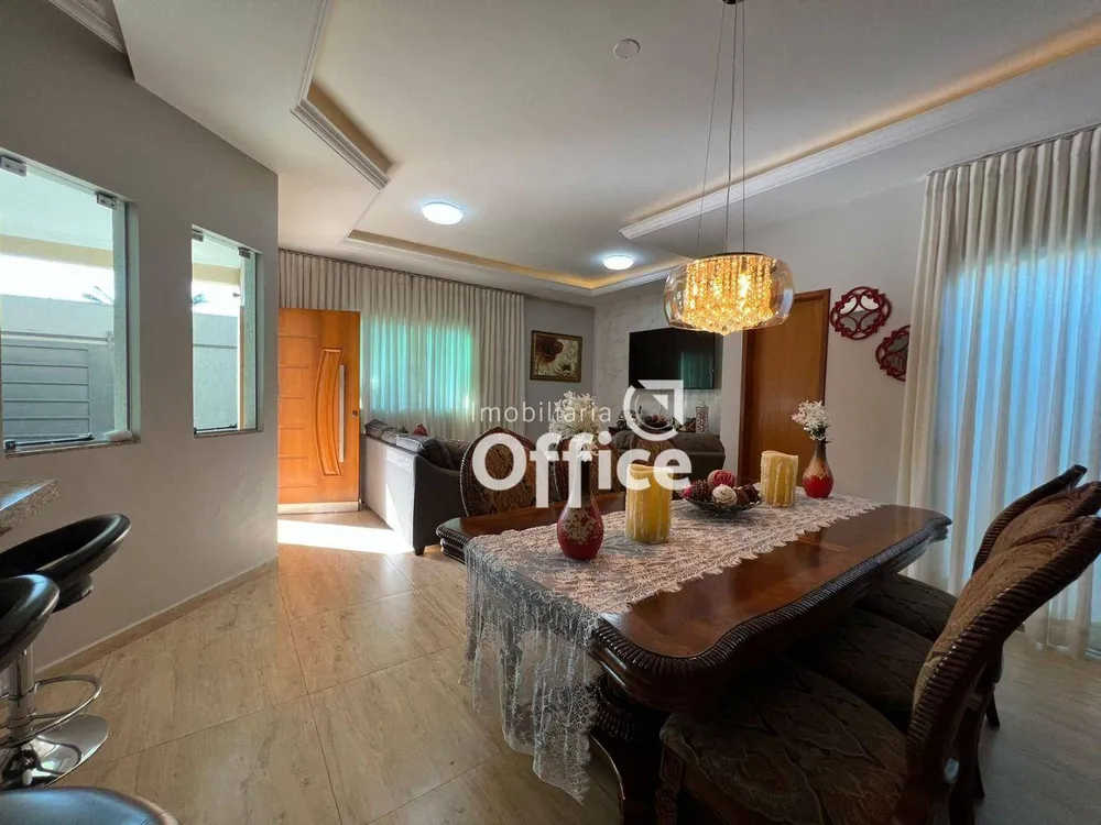 Casa, 3 quartos, 236 m² - Foto 4