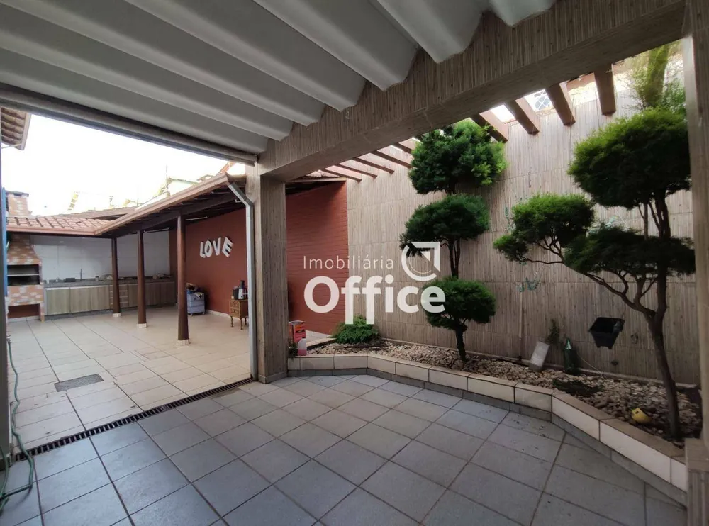 Sobrado, 3 quartos, 170 m² - Foto 1