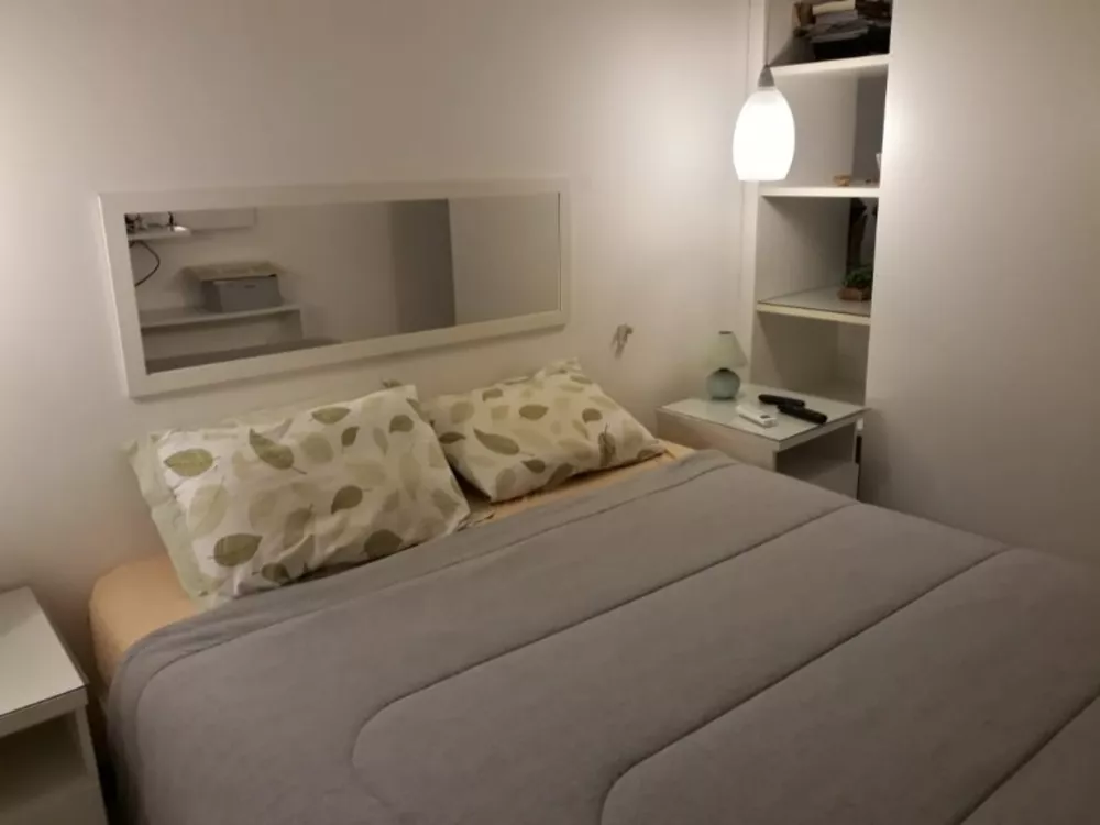 Apartamento à venda com 2 quartos, 72m² - Foto 2