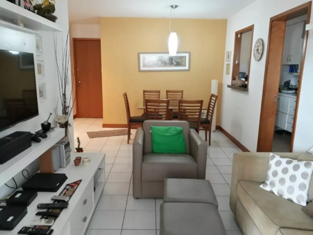 Apartamento à venda com 2 quartos, 72m² - Foto 5