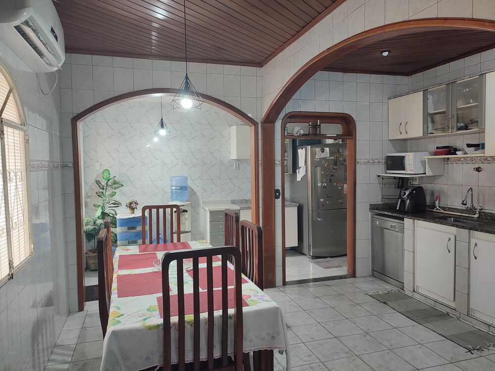 Casa, 3 quartos, 250 m² - Foto 3