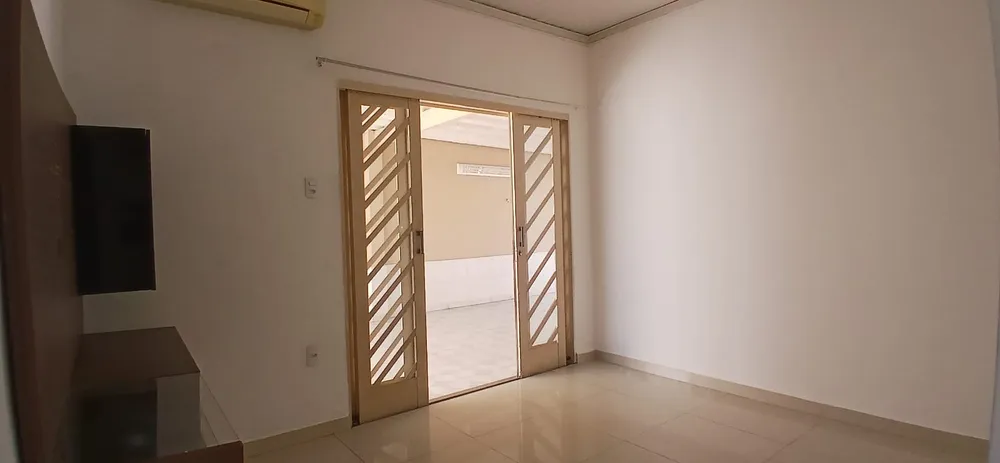 Casa, 3 quartos, 230 m² - Foto 4