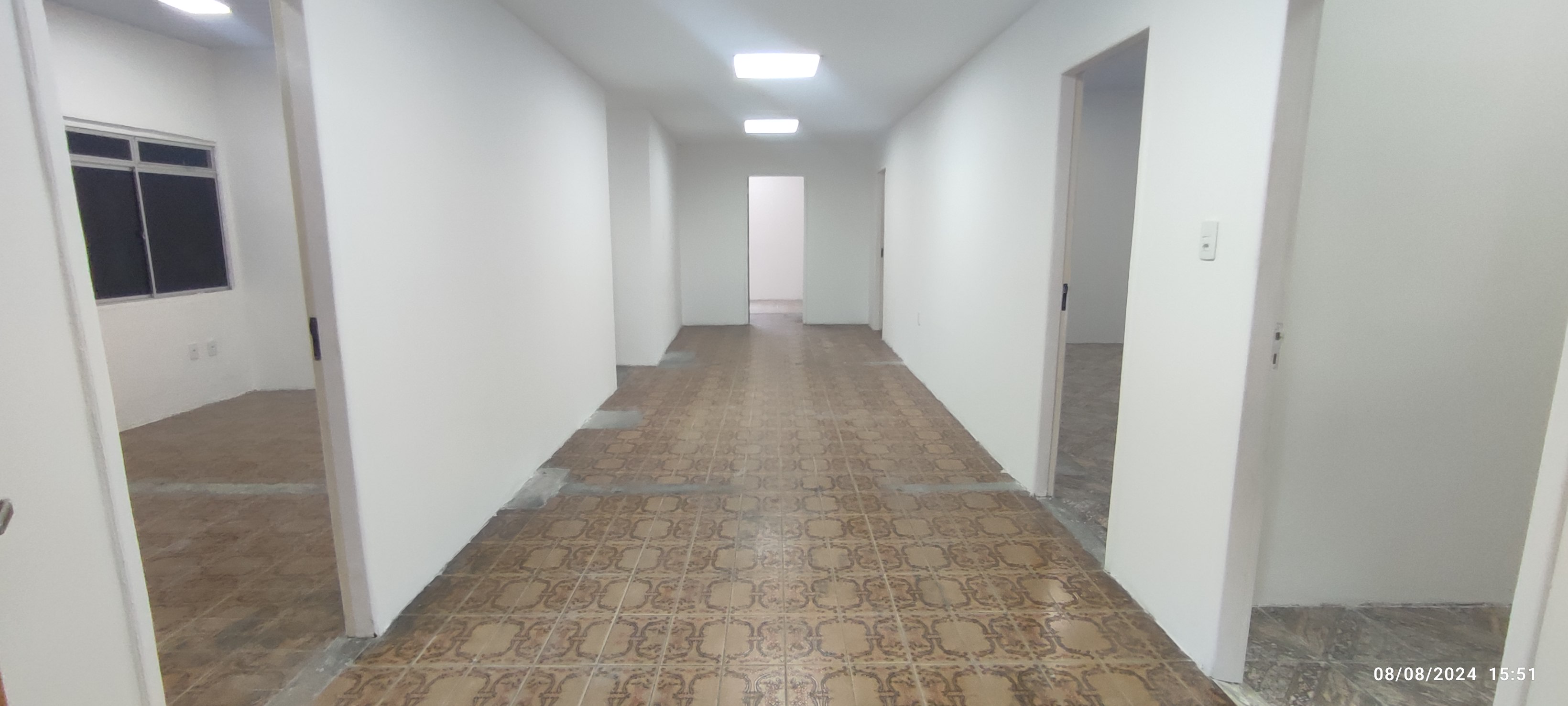 Imóvel Comercial Padrão para alugar, 200m² - Foto 1