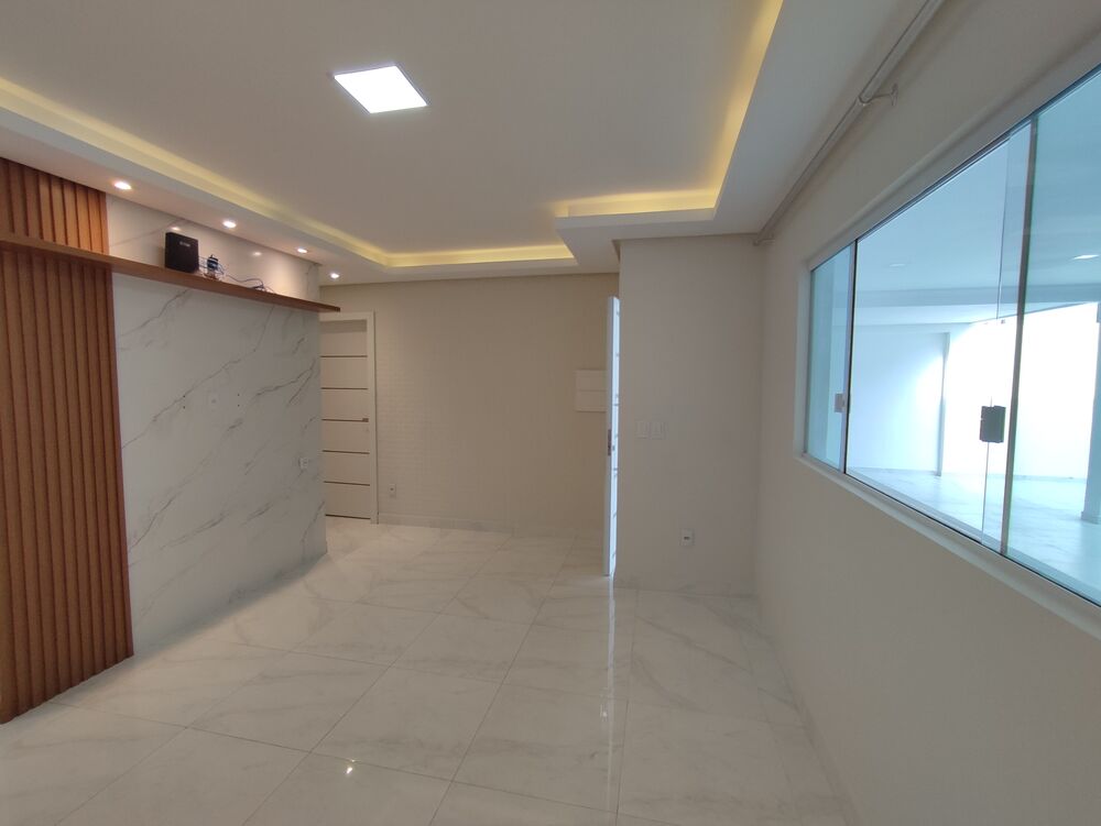 Casa, 3 quartos, 200 m² - Foto 1