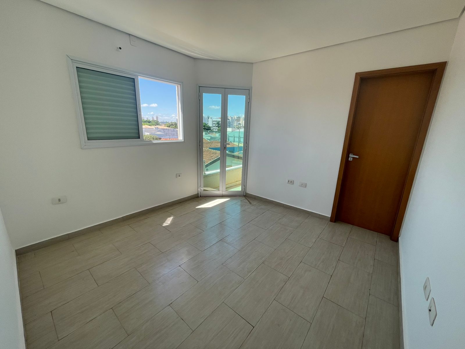 Apartamento à venda com 2 quartos, 70m² - Foto 13