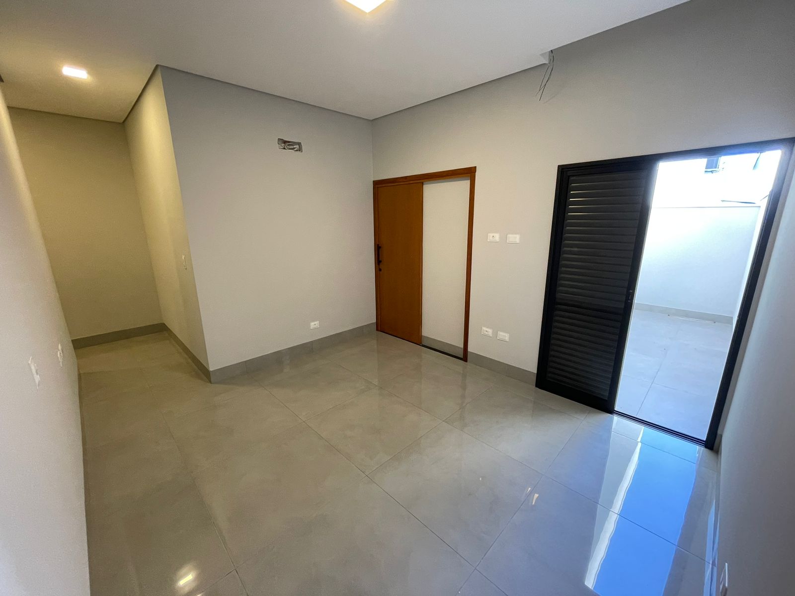 Casa à venda com 3 quartos, 200m² - Foto 3