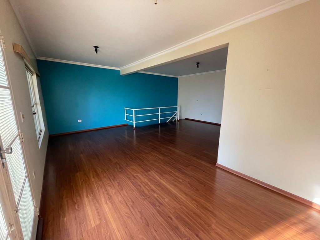 Casa à venda com 3 quartos, 300m² - Foto 9