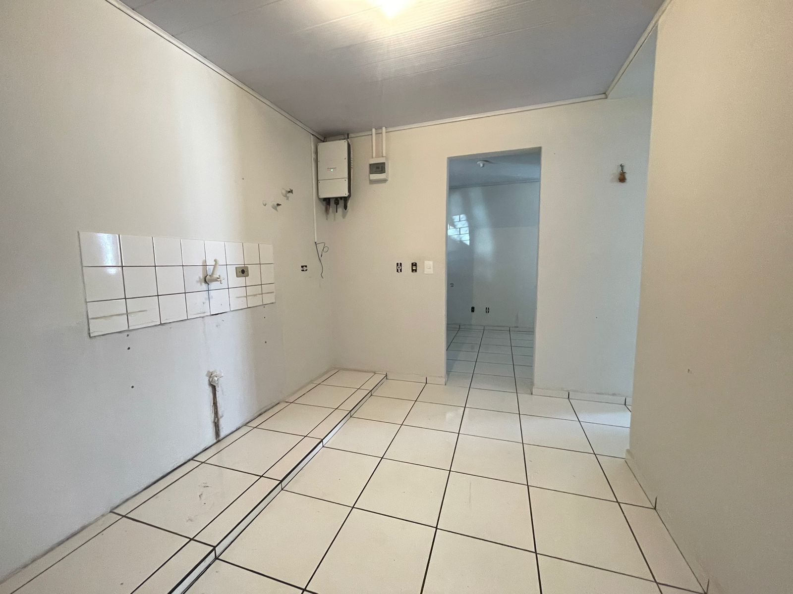 Casa à venda com 2 quartos, 47m² - Foto 4